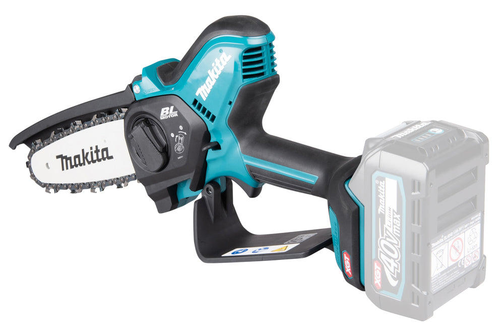 Makita UC029GZ 40V Max XGT 6" Cordless Chainsaw – Body Only